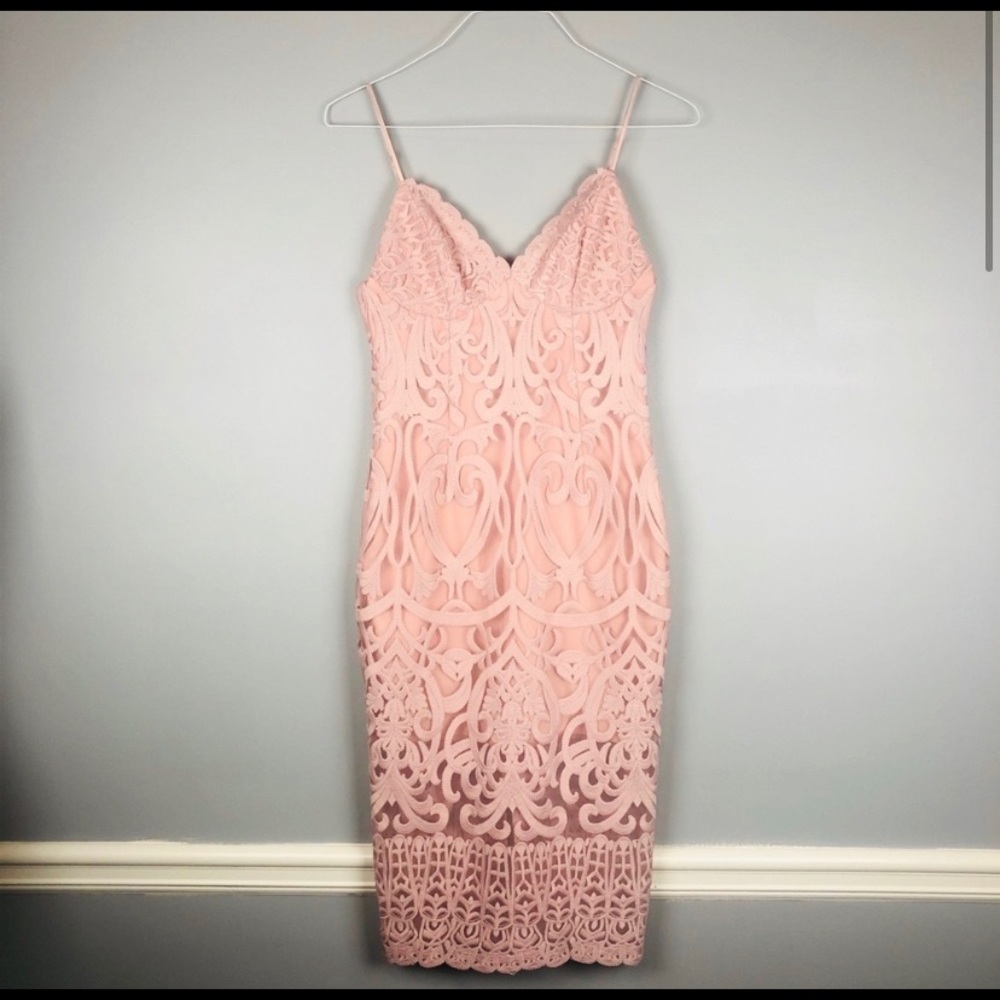 Bardot Gia Lace Pencil Dress 💘 BRAND NEW